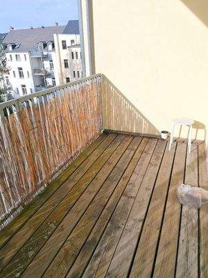 großer West-Balkon zur Hofseite