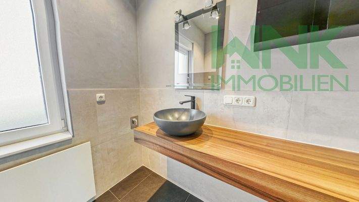 Badezimmer unten Waschtisch