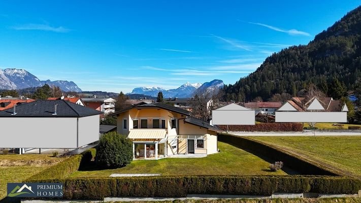 KUNDL - Einfamilienhaus - Hausansicht mit Gartenfläche