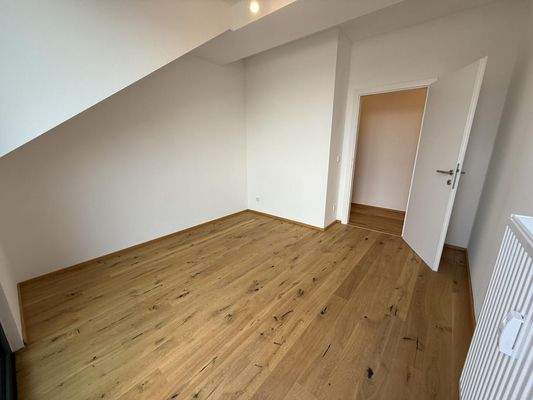 20250520_110513201_iOS