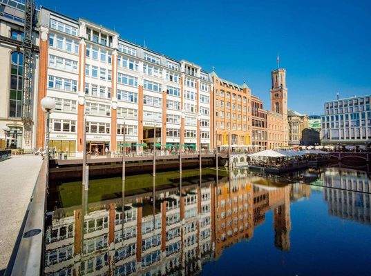 Kaisergalerie Eingang und Ansicht Fleetseite