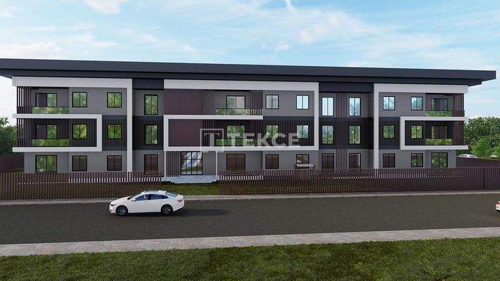 Apartments with En-Suite Bathrooms, Pools, and Balconies in Yalova