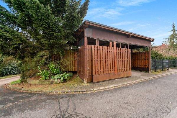 Außenansicht Carport 
