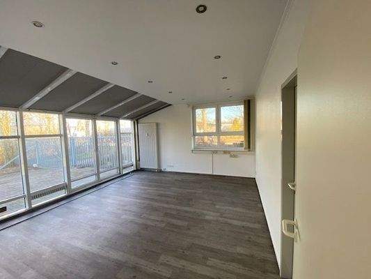 Büroraum 3 rechte Seite