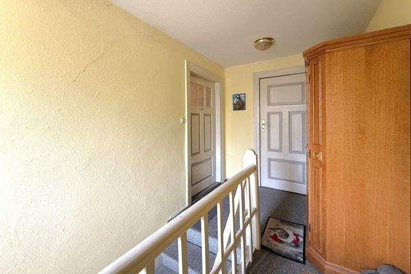 kompaktes Treppenhaus im Dachgeschoss