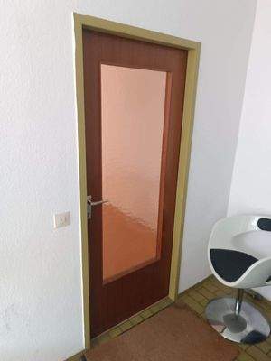 OG Tür Büroeingang.jpg