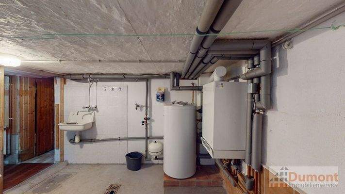 Keller mit Heizanlage