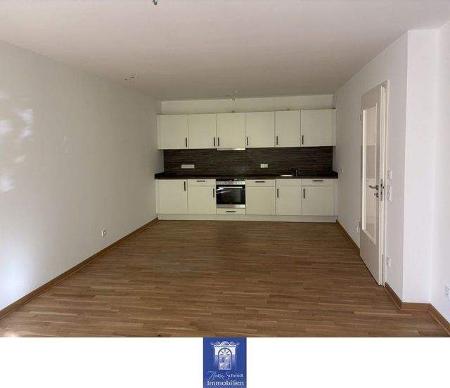 Exklusive Wohnung mit edlem Bad, EBK und Loggia! - Photo 3