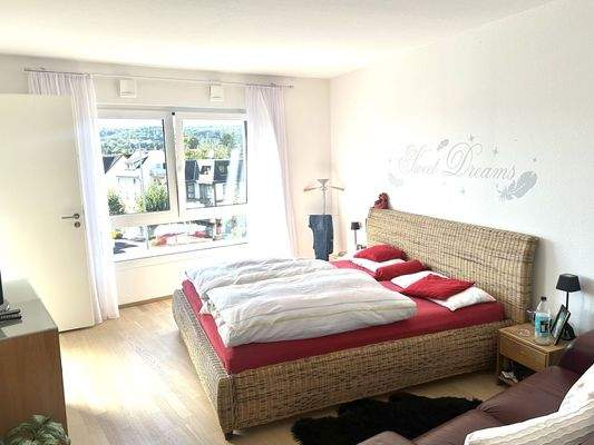 Schlafzimmer Bild 2