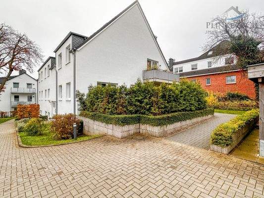 Aussenansicht mit Terrassenzugang