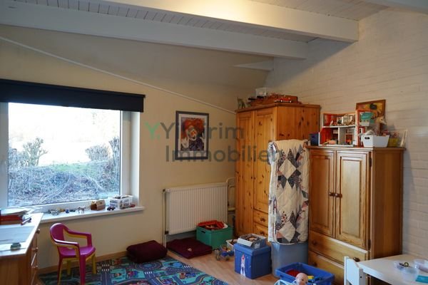Schlafzimmer 4