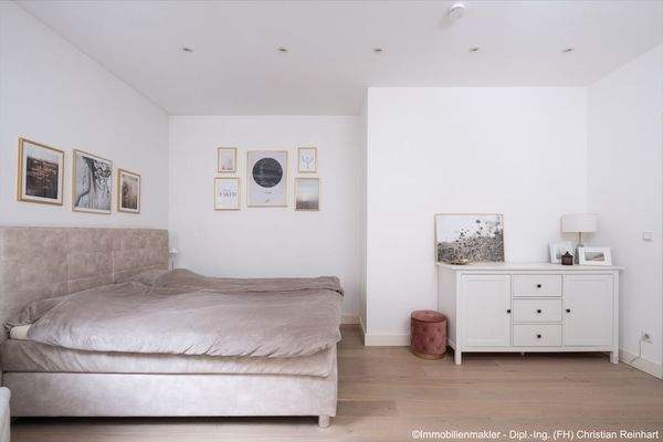 06 Schlafzimmer.jpeg