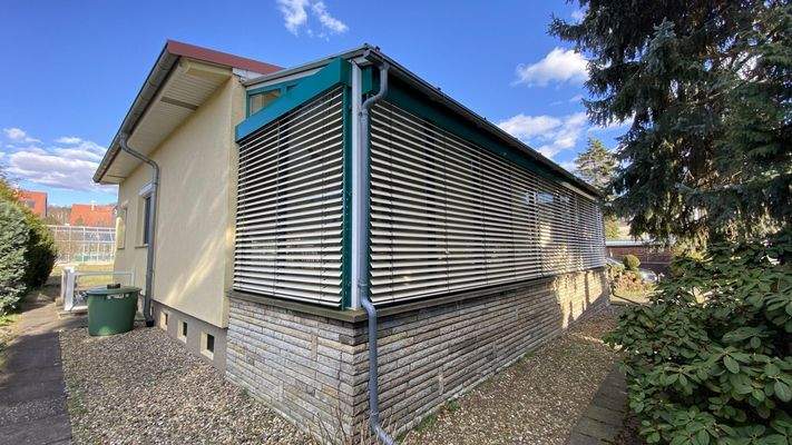 Wintergarten mit Beschattung und Wärmeschutzverglasung