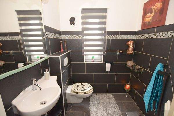 Sogar das Gäste-WC ist ein kleines 'Highlight'