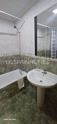 3-Bedroom Flat near the Beach in Torrevieja