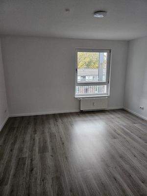 1 OG Schlafzimmer.jpg