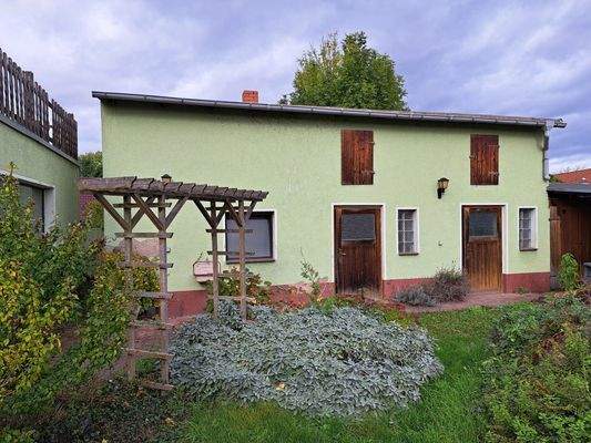 Stallung und Werkstatt