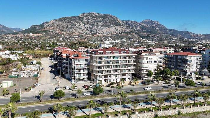 Properties in a Seafront Complex with Amenities Alanya Kestel