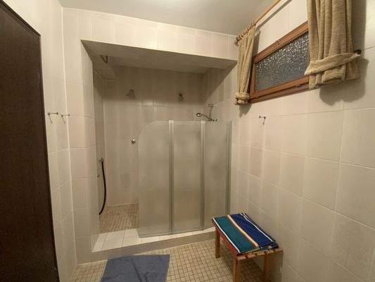 Dusche Untergeschoss