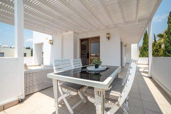 715967-penthouse-for-sale-in-kato-paphos-universal