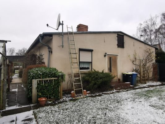 5. Giebel mit 2. Eingang.jpg