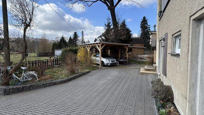 Stellfläche / Carport