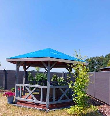Gartenpavillon Bild 4.jpg