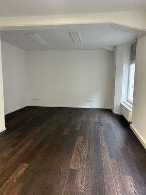 Blick in den Raum.jpeg