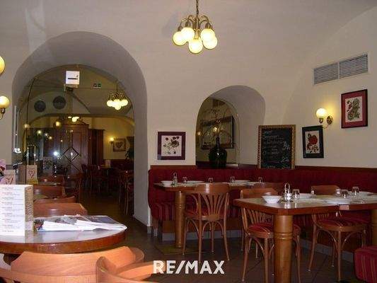 Traditions Café mit Backstube sucht Pächter!