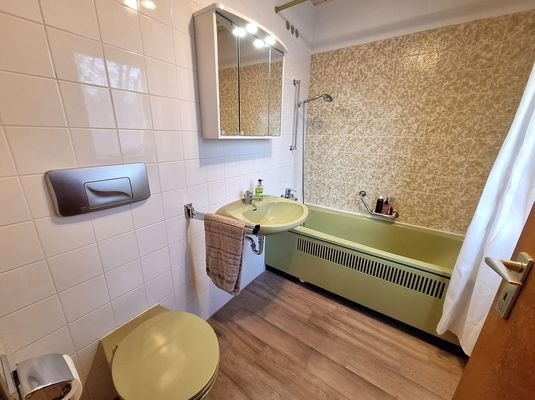 Badezimmer EG