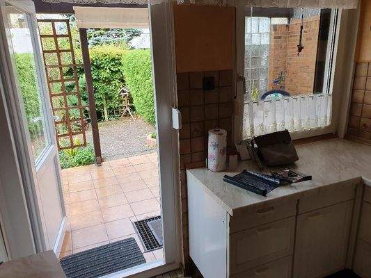 Durchgang Küche zur Terrasse