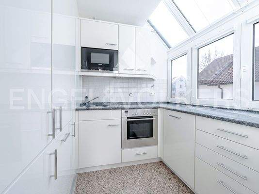 Küche mit Waschmaschinenanschluss