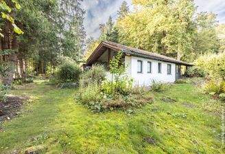 Grundstück mit Wochenendhaus