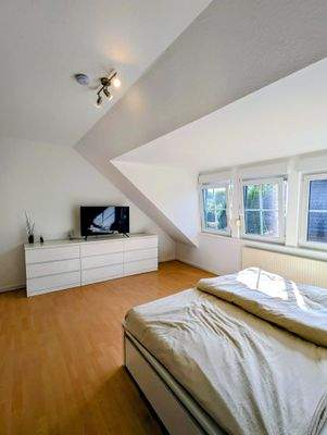 ... mit gemütlicher Deckenhöhe