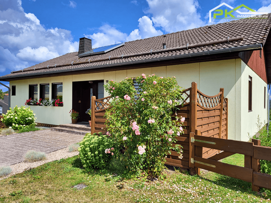 Außenansicht_Eingang_2