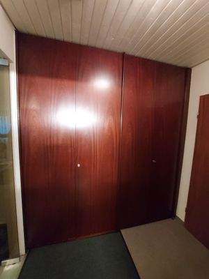 Der Einbauschrank im Flur