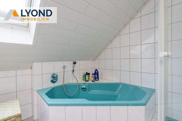 Badezimmer I OG
