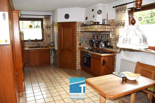 Wohnküche mit Speisekammer