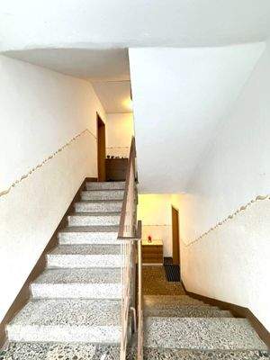 Treppenhaus Eingang 10a