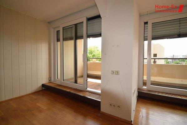 Beide Zugänge zur Terrasse-Balkon