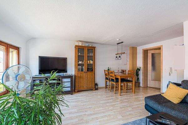 IMAXX_Main-Kinzig-Büdingen_Schmelzweg Bieber WH 1 Wohnzimmer 