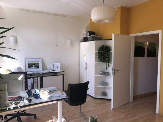 Büro.jpg