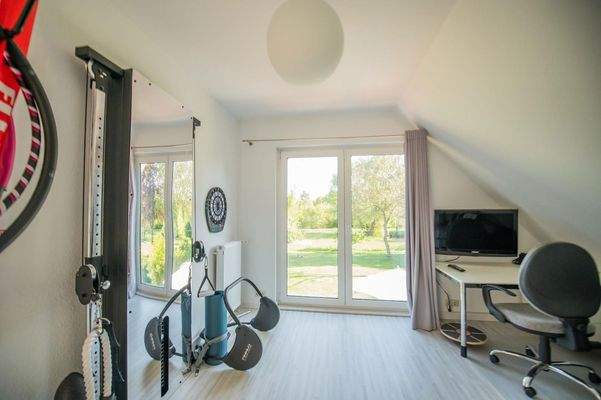 Kind 1, südlich, Ansicht 1