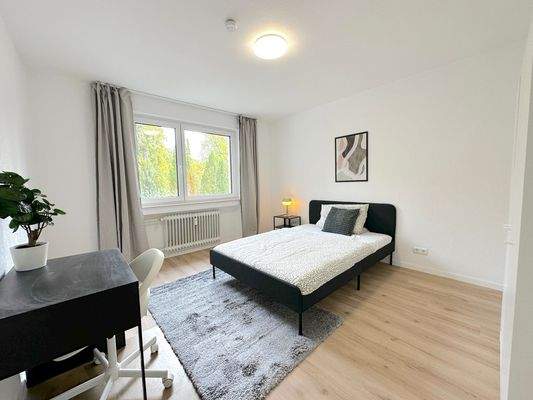 Zimmer 6 Helles Schlafzimmer