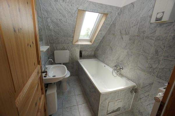 Badezimmer WHG OG