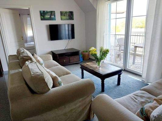 Wohn-, Koch- & Essbereich