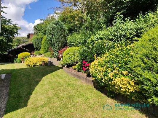Garten mit Gartenhaus