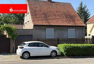 Freistehendes Einfamilienhaus wartet auf ihre Wohnideen