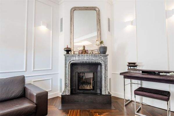 Prius_Kamera_Keplerstraße_FFM-