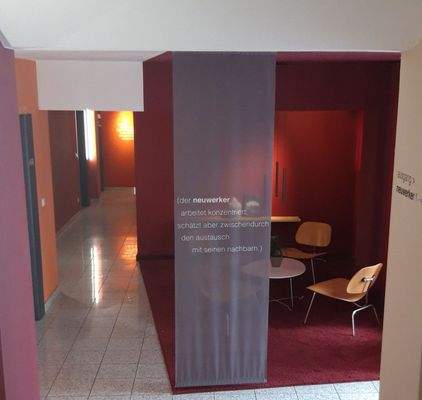 Flur/ 1.Etage/Sitzlounge/Beratungsecke